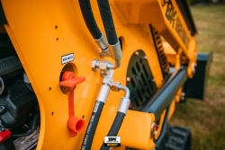 323T