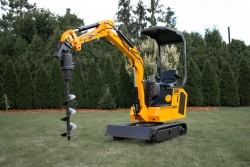 BK 800B Z ŁYŻKĄ 