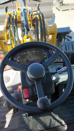BK 825